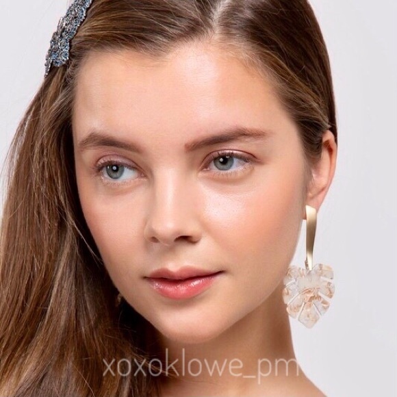 Palm Leaf Statement Drop Earrings - Picture 2 of 3